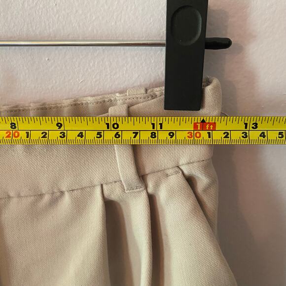 Abercrombie & Fitch Tan Khaki Sloane Pleated Wide Leg Dress Pants size 00 Short - Picture 9 of 13